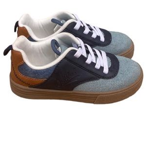 OSHKOSH B’gosh Toddlers boys shoes